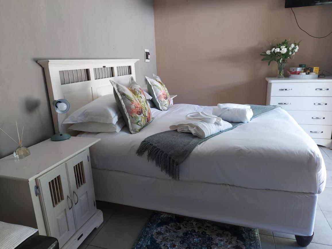 Recoupe Apartment East London Bagian luar foto